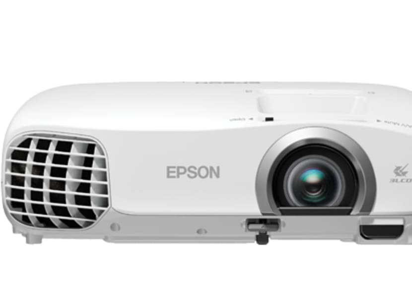 The Epson EH-TW5200 brings 3D movies home on a budget