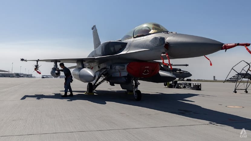 How an F-16 and a drone work together in combat: Singapore air force pilots explain