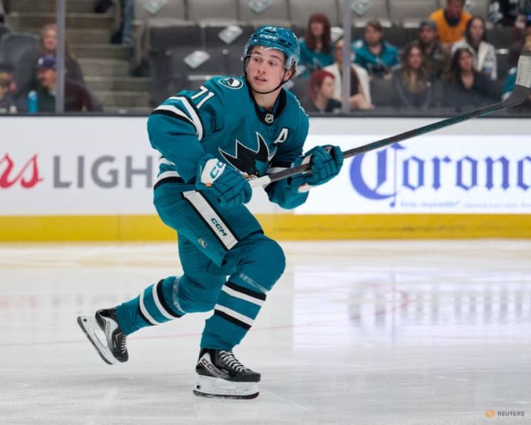 NHL-Ovechkin, young stars headline NHL's expanded 84-game season