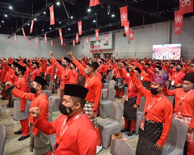 Bersatu suffers defections in lead up to Johor state election  