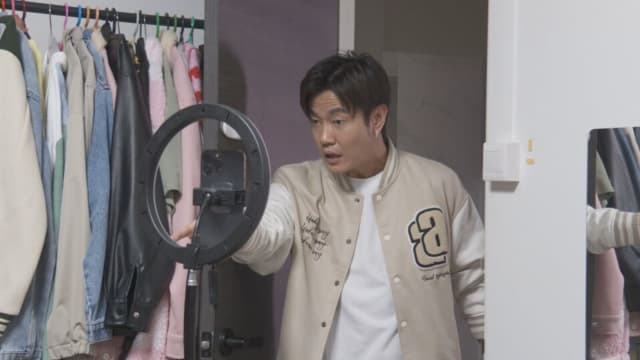 前线追踪 | 网红跨界 艺人更难当？