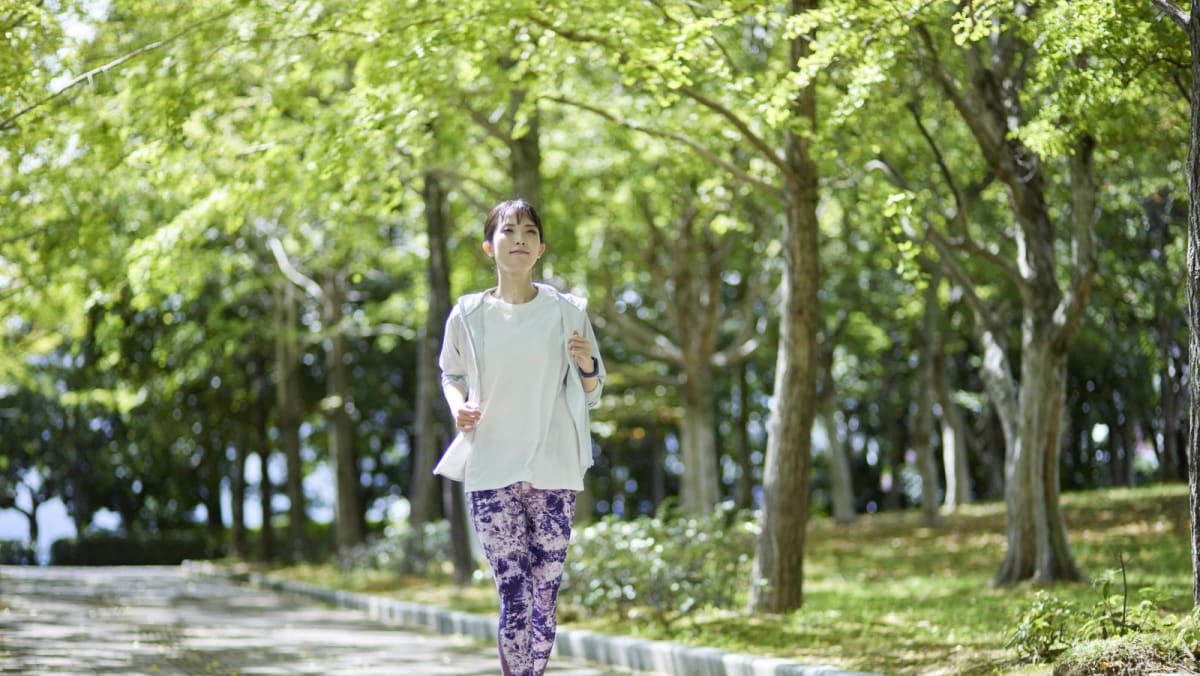 Heard of 'Japanese walking'? Here's why this fitness trend is worth trying