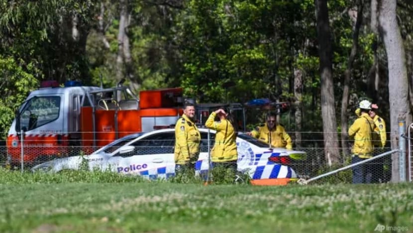 3 maut selepas dua pesawat ringan bertembung di barat daya Sydney