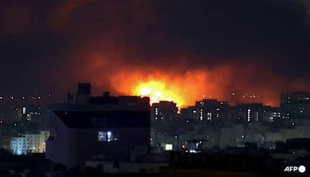 Iran apologises to Gulf but strikes escalate, war surges across region