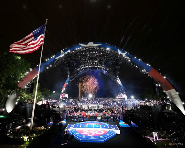 Alleged plot to attack White House fight night thwarted: FBI