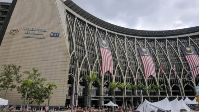 马国财政部官员死在办公室 警方：死因是窒息