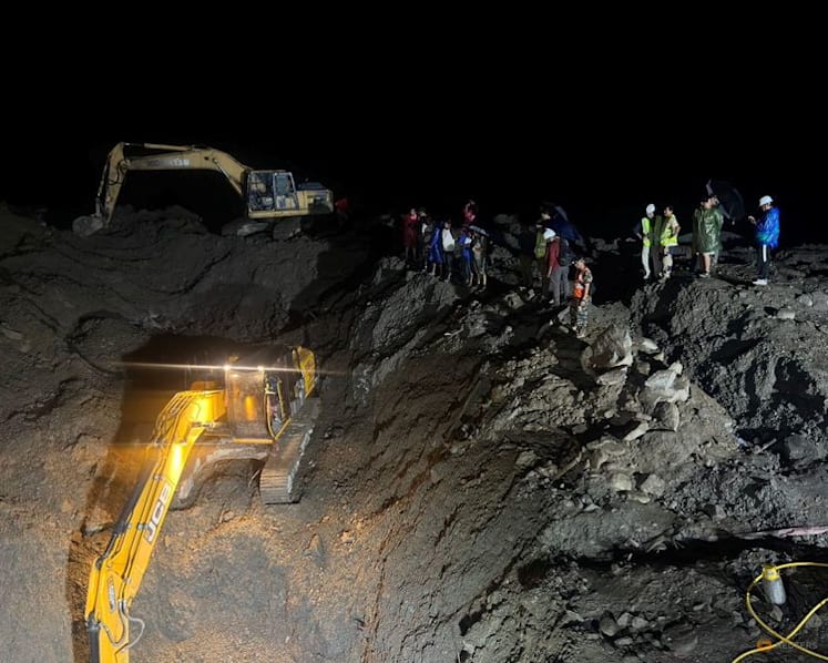 'We're coming to get them': Rescuers pin hopes on underground spaces after deadly Nepal floods