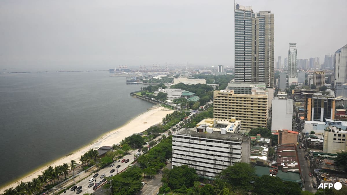 Row leaves radioactive shipment stranded off the Philippines