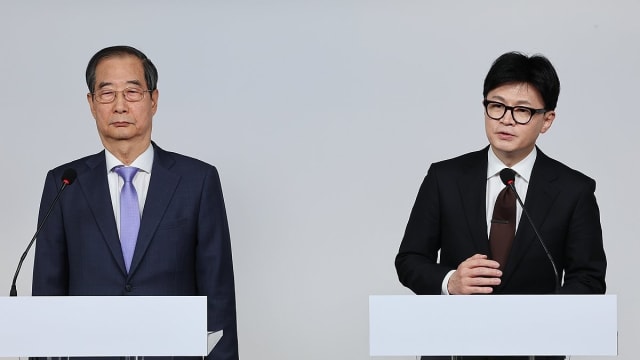 韩国总理：政府将顺应民意 为稳定局势竭尽全力