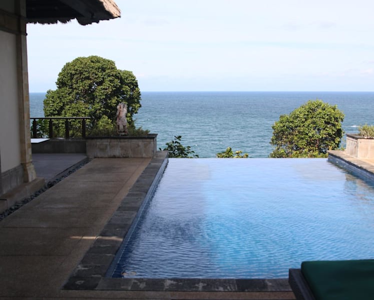 In addition to Bali, foreign travellers can now enter Indonesia’s Bintan and Batam without quarantine