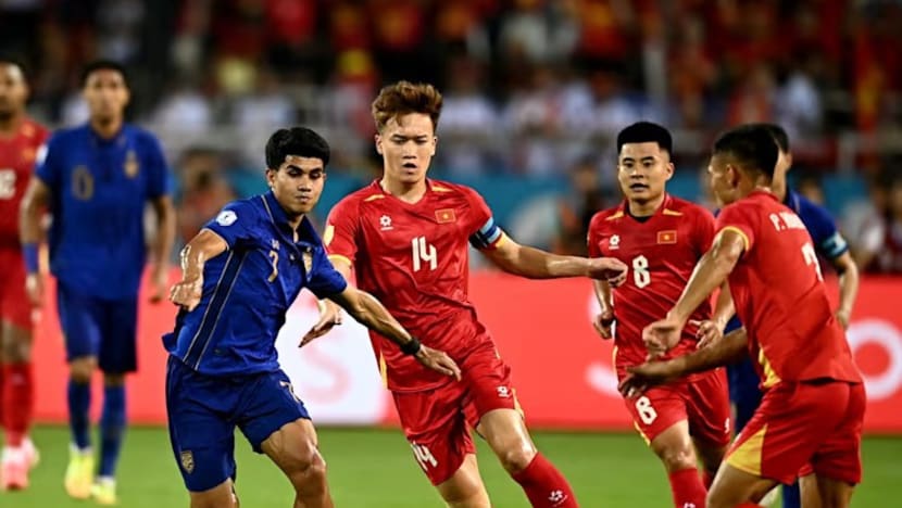 Vietnam julang kejuaraan ASEAN kali keempat selepas tundukkan Thailand 4-2 ikut agregat