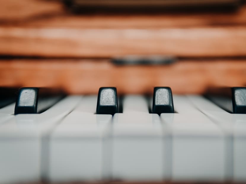 Piano teacher admits to molesting five-year-old student