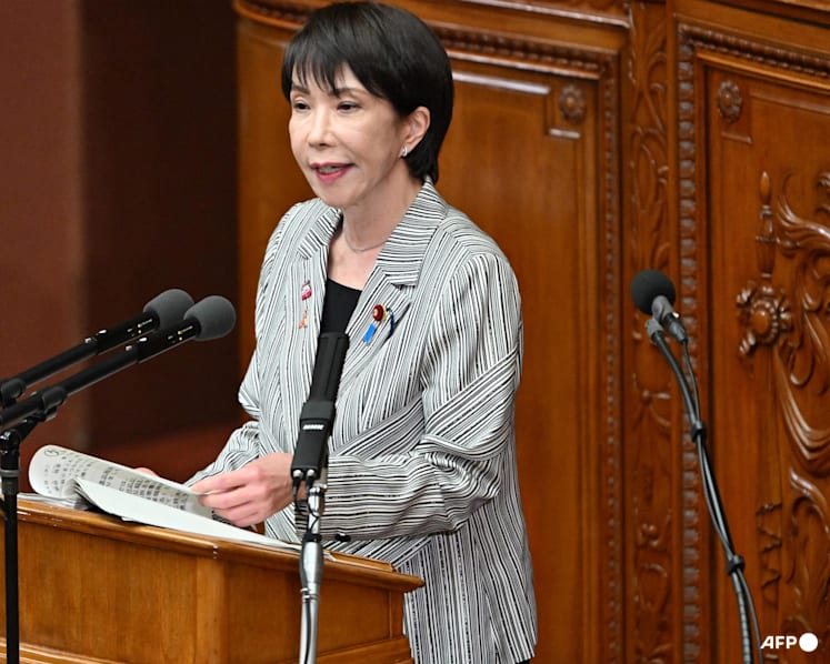 Japan PM wavers on nuclear arms question in sign of possible shift