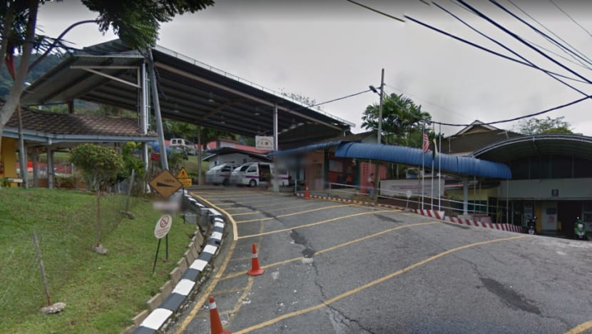 Malaysian hospital denies giving instructions to turn away patients who dress inappropriately Malaysian hospital denies giving instructions to turn away patients who dress inappropriately