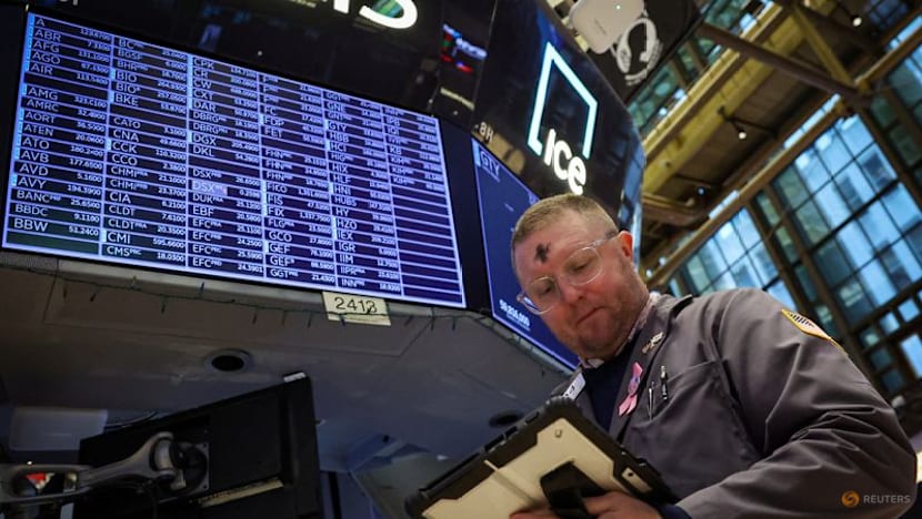 Wall St ends lower on mixed economic data, US-Iran tensions boost crude