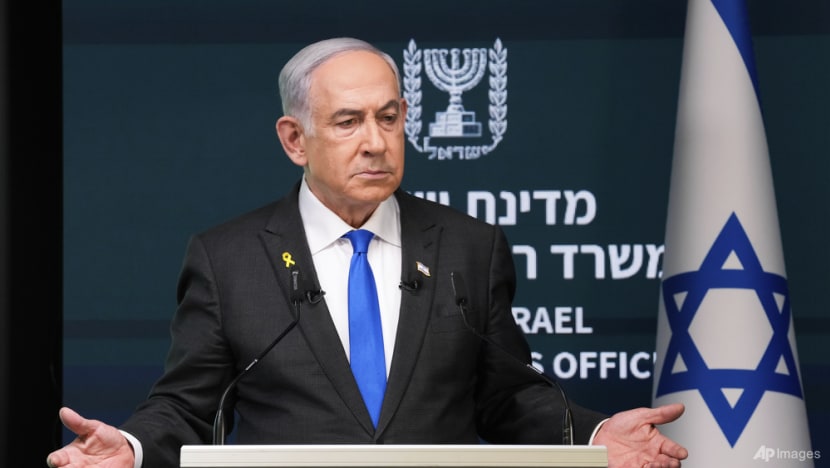 Pressure piles on Israel's Netanyahu over Gaza Pressure piles on Israel's Netanyahu over Gaza