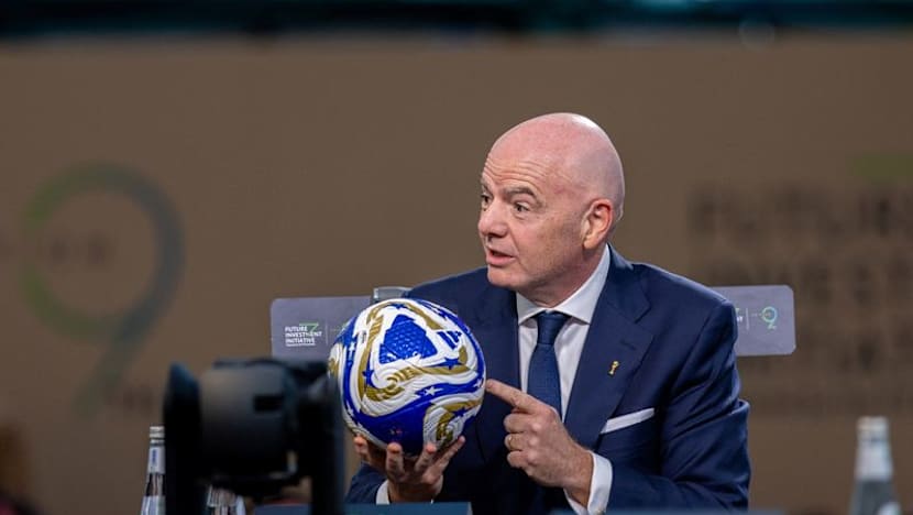 FIFA chief welcomes presence of female fans at Iranian Cup match