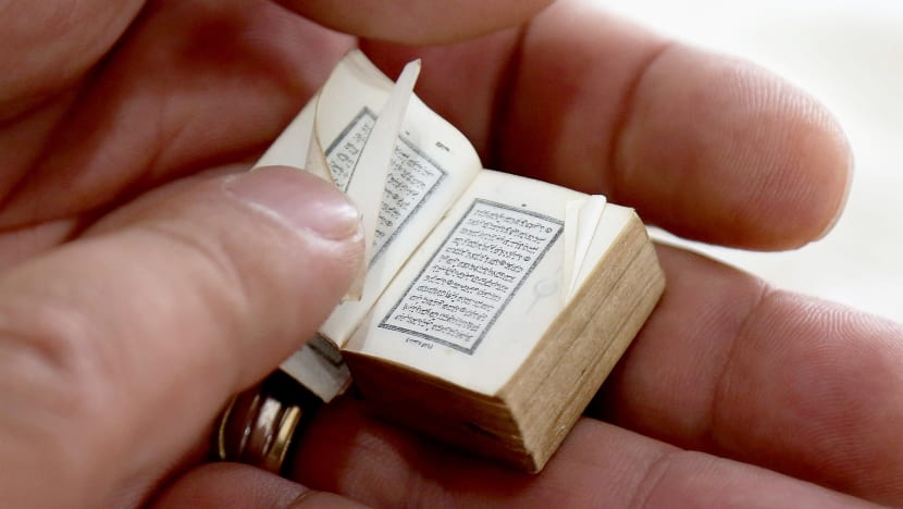 Al-Quran kecil di Albania punyai sejarah yang besar Al-Quran kecil di Albania punyai sejarah yang besar
