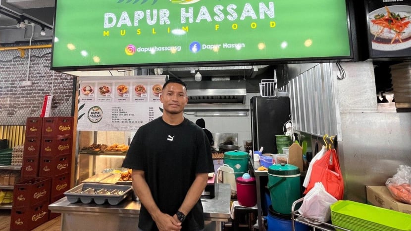 Penjaga gol negara Hassan Sunny jaguh dua "gelanggang" - di padang bola sepak dan dapur