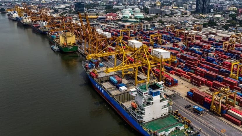Thai May exports jump 18.4% y/y, well above forecast Thai May exports jump 18.4% y/y, well above forecast