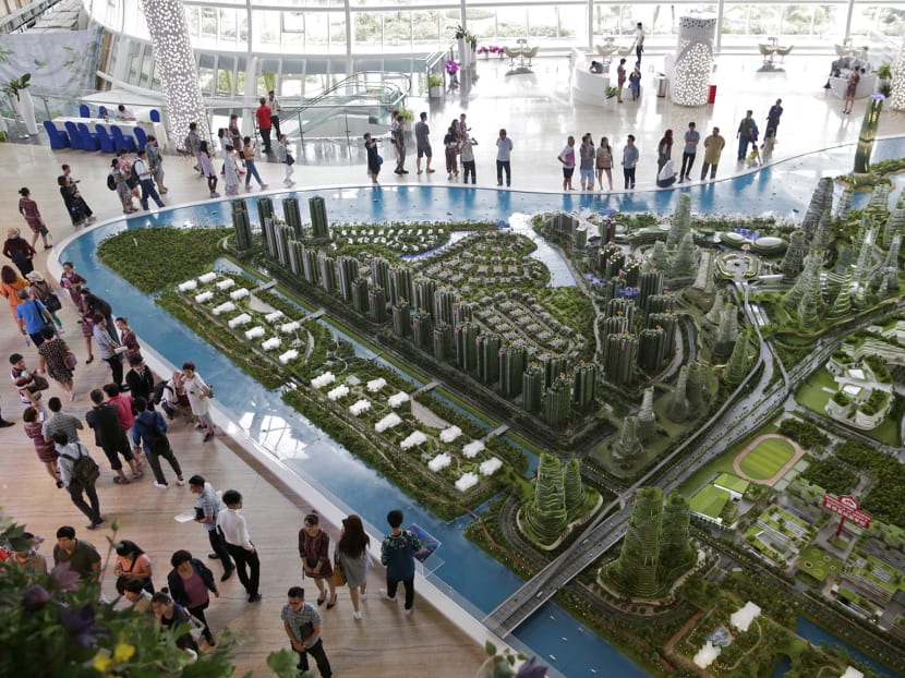 The Forest City sales gallery in Johor. Several Chinese buyers said developer Country Garden PacificView told them they would have to pay a penalty equivalent to 30 per cent of the purchase price for forgoing the deal but they claimed this was not made clear to them at the time of purchase. Photo: Wee Teck Hian