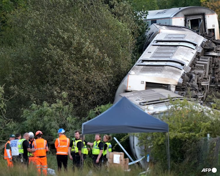 Two severely injured as train derails in southeast England
