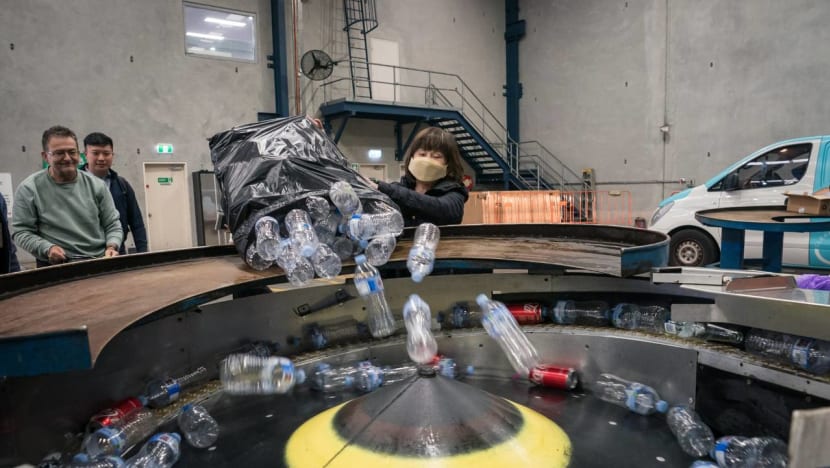 Singapore to ‘relook’ timeline of beverage container return scheme following feedback: Amy Khor Singapore to ‘relook’ timeline of beverage container return scheme following feedback: Amy Khor