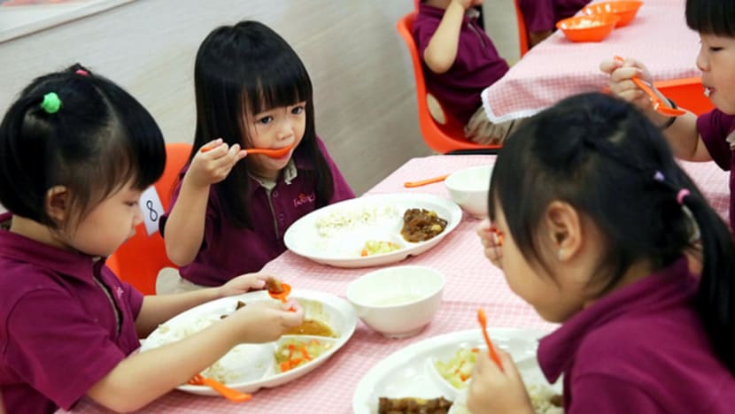 How to instil good eating habits in children