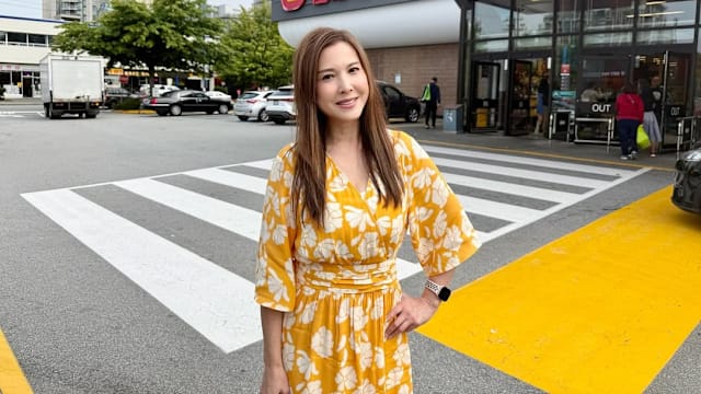 惊爆左眼曾失明半年，李婉华：每天生活在恐惧中