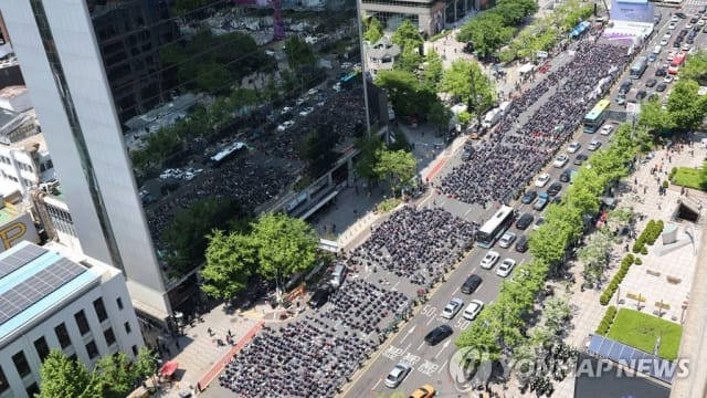 韩国两大工会将于五一劳动节举行大规模集会