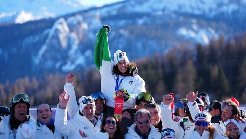Italy sets Winter Games record on medal‑heavy Sunday