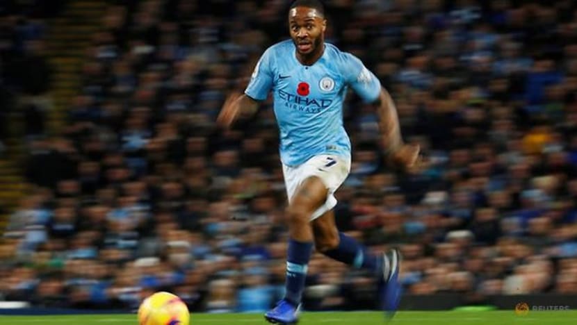 Akhbar 'api-apikan sifat rasis', menurut pemain Man City, Raheem Sterling