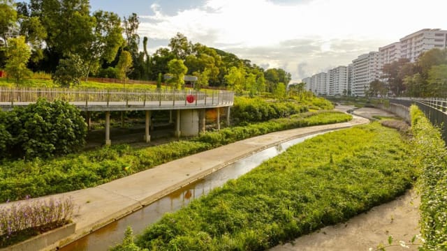 淡滨尼河美化工程竣工 水道加宽还增添观景台