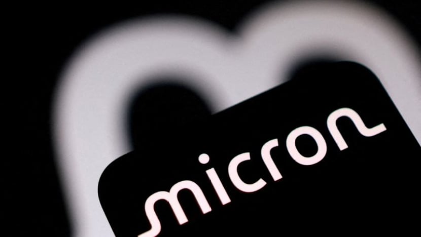 Micron forecasts quarterly revenue above estimates