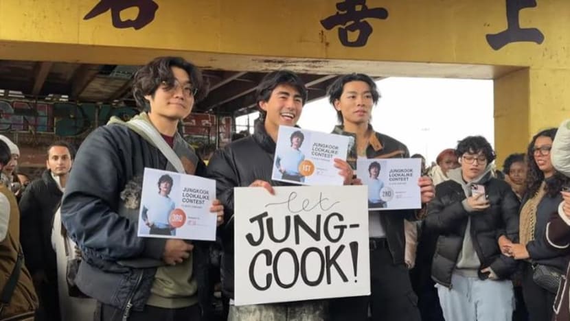 Viral kontes mirip Jungkook BTS: Dari yang penuh tindik sampai tato