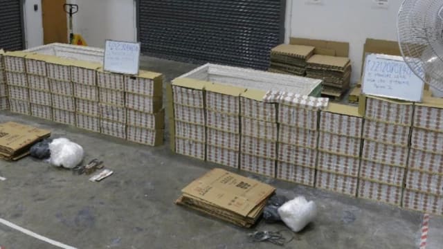 关税局起获4600多条漏税香烟 逮捕两名男子