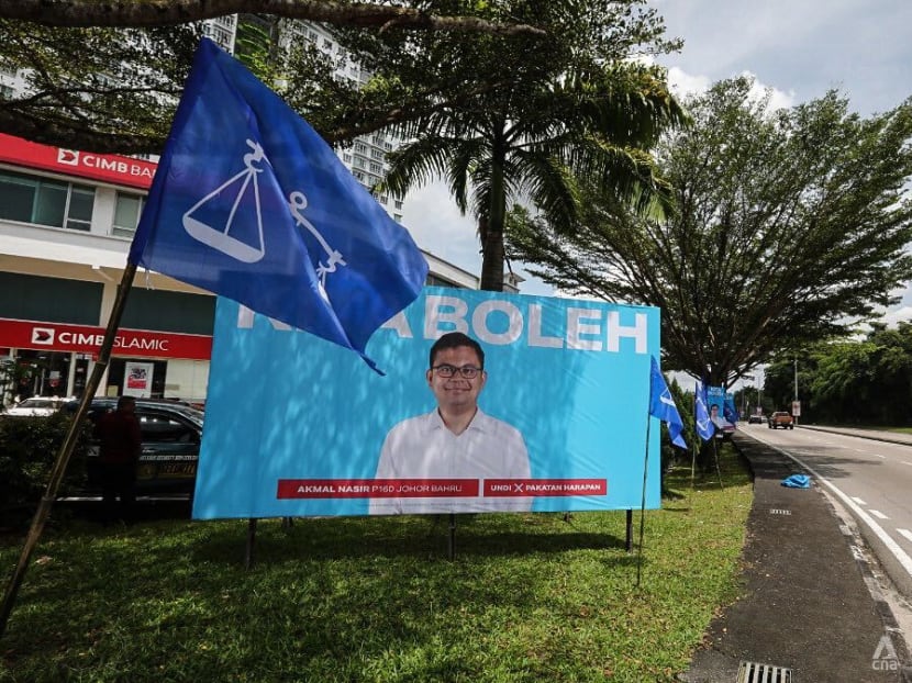 Malaysia GE15: Low political literacy and indecisiveness limit youth votes Malaysia GE15: Low political literacy and indecisiveness limit youth votes