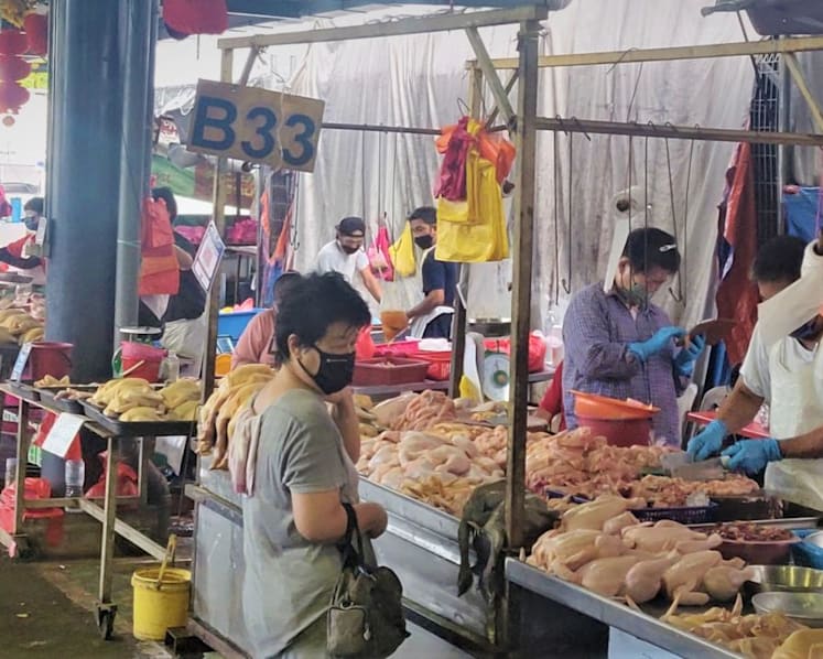 Malaysia extends price ceiling policy for chicken and eggs until end of June: Minister 