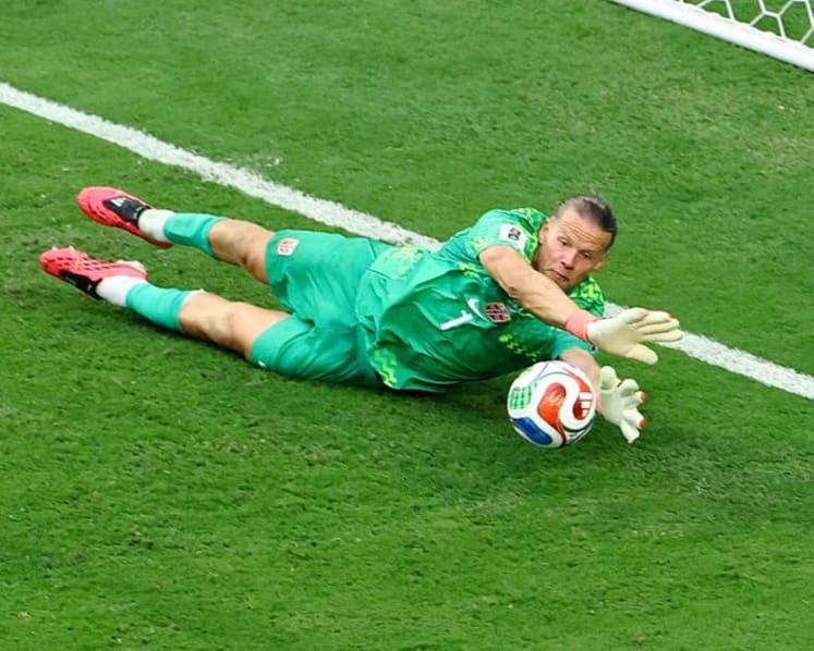 Norway keeper Nyland rejoins Leipzig