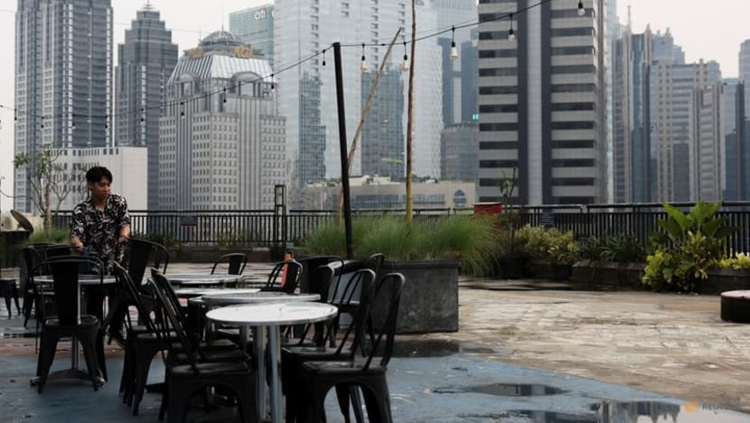 Indonesia's economic growth likely slowed again in Q2 Indonesia's economic growth likely slowed again in Q2