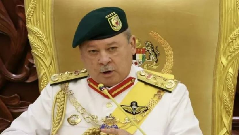 Agong gesa Polis Malaysia jalankan siasatan menyeluruh berhubung kes GISBH Agong gesa Polis Malaysia jalankan siasatan menyeluruh berhubung kes GISBH