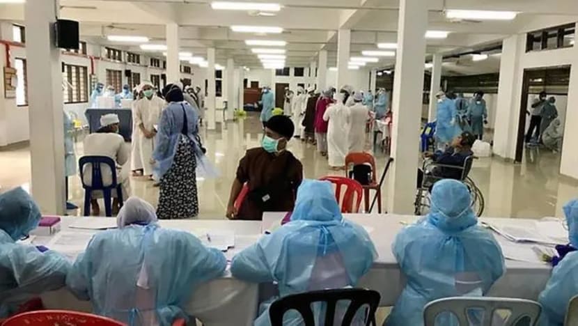 Kementerian Kesihatan M'sia masih pantau 3,000 jemaah tabligh yang masih belum disaring Kementerian Kesihatan M'sia masih pantau 3,000 jemaah tabligh yang masih belum disaring