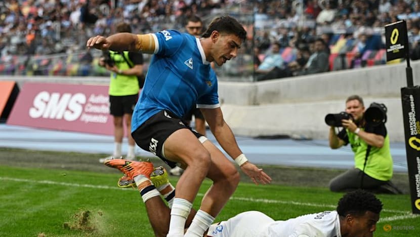 England post statement away victory in niggly clash with Argentina