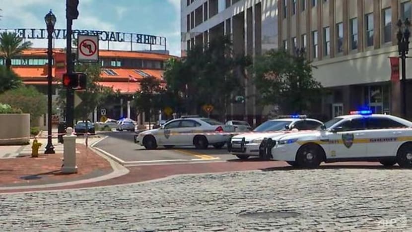 4 terbunuh, 11 cedera dalam kejadian tembakan Florida