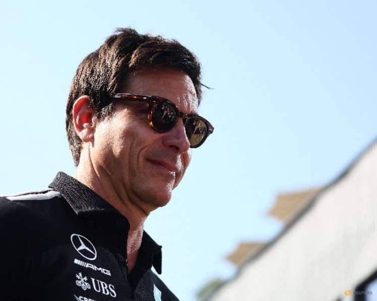 The great ones recover, Wolff says of Russell after latest beating