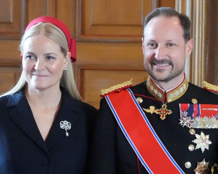 Mette-Marit, Norway's embattled new queen