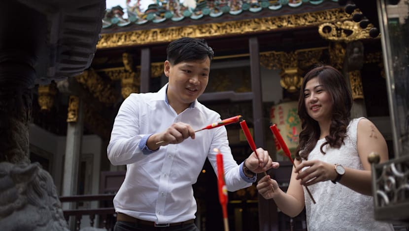 A match made by god at Yueh Hai Ching Temple