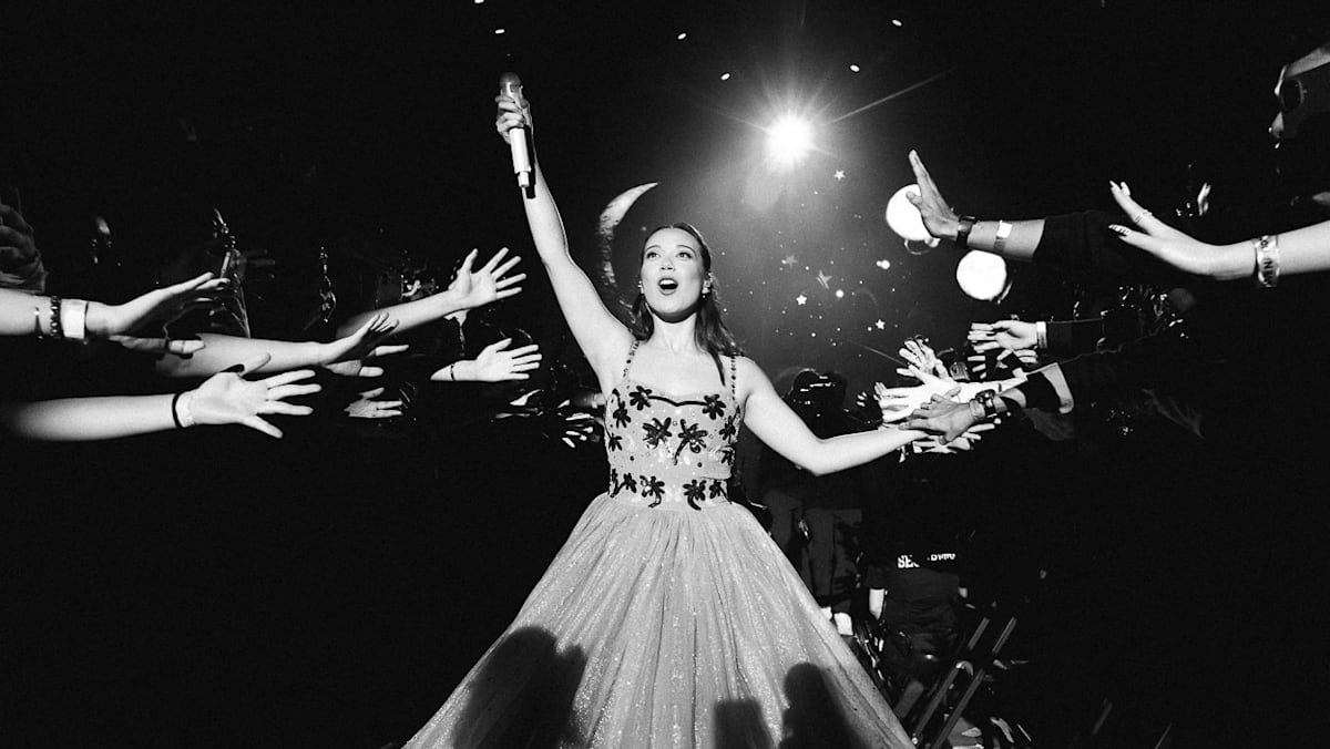 Laufey in Singapore: The night she turned Singapore Indoor Stadium into a jazz club