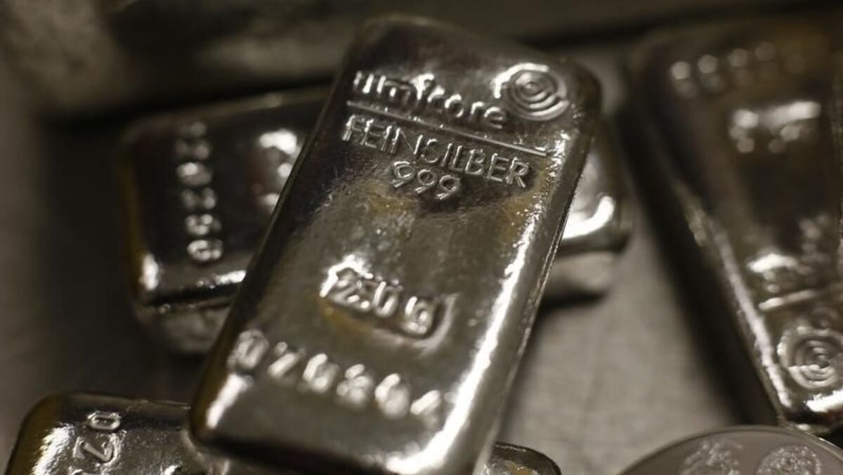 白银价格再创新高今年涨幅近翻倍- 8world