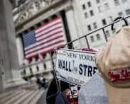 Global equity fund inflows rise as investors add tech stocks after market dip 
